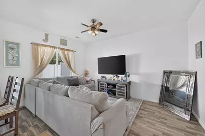 1628 W Little Oak Ct S, West Valley, UT 84119 - Photo 3