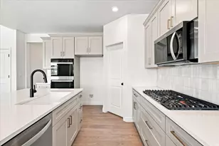 161 N Mia Cv E, Saratoga Springs, UT 84045 - Photo 15