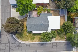 2936 E La Joya Dr S, Holladay, UT 84124 - Photo 45