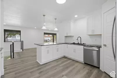 2936 E La Joya Dr S, Holladay, UT 84124 - Photo 17