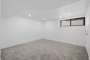2936 E La Joya Dr S, Holladay, UT 84124 - Photo 35