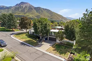 2936 E La Joya Dr S, Holladay, UT 84124 - Photo 3
