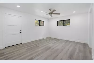 2936 E La Joya Dr S, Holladay, UT 84124 - Photo 21