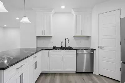2936 E La Joya Dr S, Holladay, UT 84124 - Photo 17