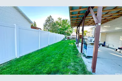 5197 W Eclipse Dr, West Jordan, UT 84081 - Photo 25
