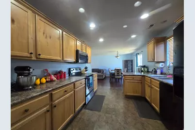 876 W 210 S, Spanish Fork, UT 84660 - Photo 5