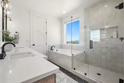 686 W Eaglecrest Cir, Elk Ridge, UT 84651 - Photo 25