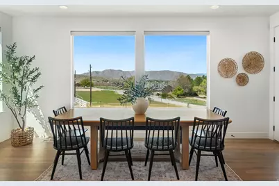 686 W Eaglecrest Cir, Elk Ridge, UT 84651 - Photo 17