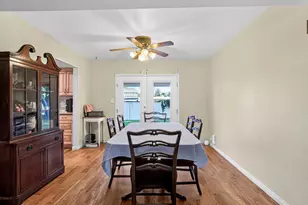 8209 S Valencia Pl, Sandy, UT 84093 - Photo 11