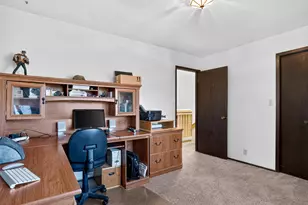 8209 S Valencia Pl, Sandy, UT 84093 - Photo 27