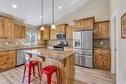 1517 S Lake View Terrace Rd, Saratoga Springs, UT 84045 - Photo 7