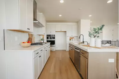 1059 S 3520 Cir E #227 AT, Spanish Fork, UT 84660 - Photo 11
