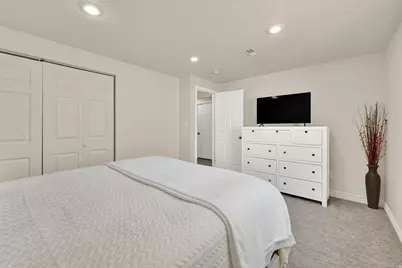 2578 W 1890 N, Clinton, UT 84015 - Photo 21