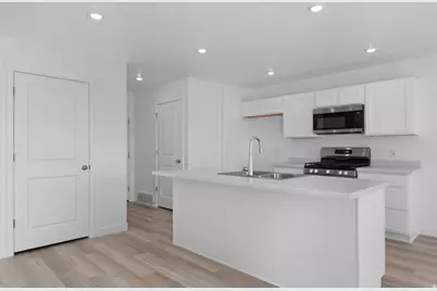 1639 N Old Loon Ave #1377, Tooele, UT 84074 - Photo 5