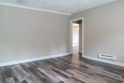 10381 S Zinnia Way, White City, UT 84094 - Photo 17