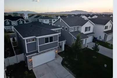 2063 W 3360 S, Syracuse, UT 84075 - Photo 3