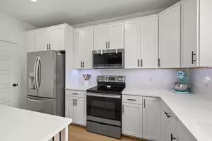 2063 W 3360 S, Syracuse, UT 84075 - Photo 13