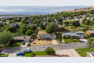 3571 N 950 W, Pleasant View, UT 84414 - Photo 3