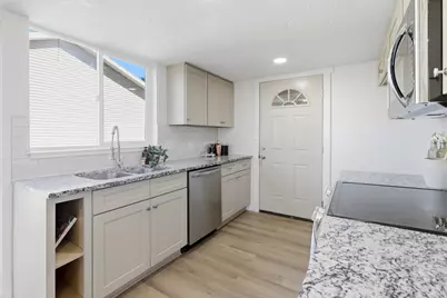 5906 W Zina Cir, West Valley, UT 84128 - Photo 13