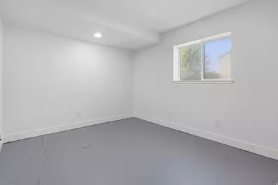 5906 W Zina Cir, West Valley, UT 84128 - Photo 27