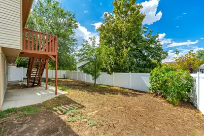 8138 S Angel St, Sandy, UT 84070 - Photo 31