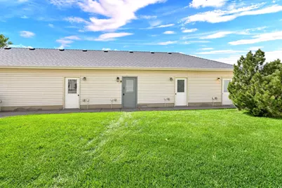 7477 S Sandalwood Dr, South Weber, UT 84405 - Photo 29