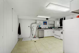 804 E 10600 S, Sandy, UT 84094 - Photo 25