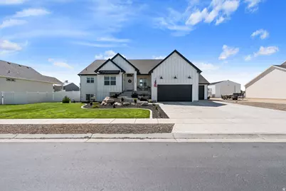5289 W 3750 S, Hooper, UT 84315 - Photo 1