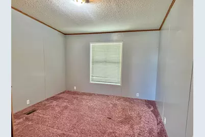 289 N 300 W, Huntington, UT 84528 - Photo 23