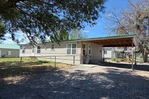 289 N 300 W, Huntington, UT 84528 - Photo 5