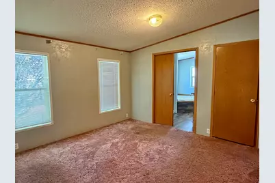 289 N 300 W, Huntington, UT 84528 - Photo 13