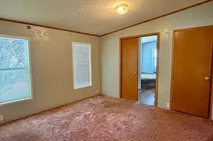 289 N 300 W, Huntington, UT 84528 - Photo 13