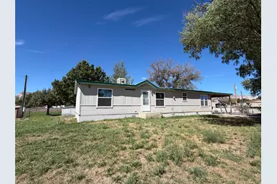 289 N 300 W, Huntington, UT 84528 - Photo 3
