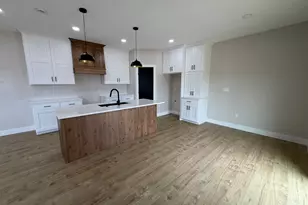 340 W Orange Ave N, Castle Dale, UT 84513 - Photo 17