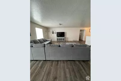 388 S Redrock Dr, Santaquin, UT 84655 - Photo 19