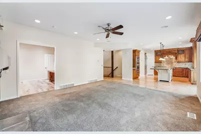 2812 W McKinley Cir S, Taylorsville, UT 84129 - Photo 17