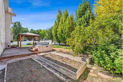 2812 W McKinley Cir S, Taylorsville, UT 84129 - Photo 3
