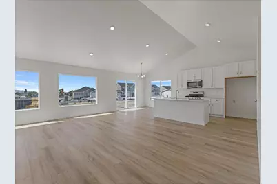 228 E 770 N, Santaquin, UT 84655 - Photo 5