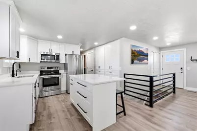 1220 E Violet Dr, Sandy, UT 84094 - Photo 5