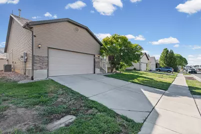 4658 N Long Way, Eagle Mountain, UT 84005 - Photo 3
