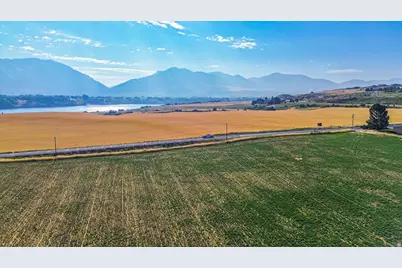 6115 S 1800 W #2, Hyrum, UT 84319 - Photo 3