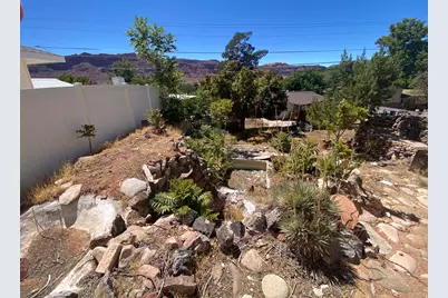 276 Hillside Dr, Moab, UT 84532 - Photo 31