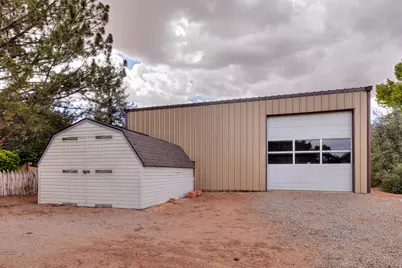 2720 Bench Rd E, Moab, UT 84532 - Photo 7