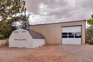 2720 Bench Rd E, Moab, UT 84532 - Photo 7
