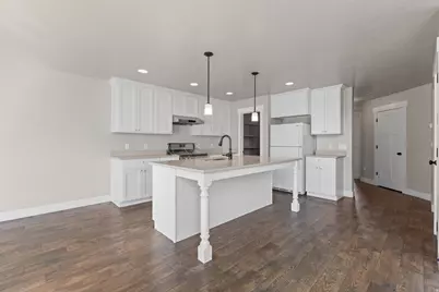 894 S 2100 W, Orem, UT 84058 - Photo 5