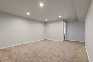 894 S 2100 W, Orem, UT 84058 - Photo 37