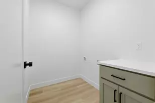 2406 E Morning Glory Way, Eagle Mountain, UT 84005 - Photo 5