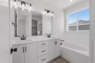 2273 E Sunflower Dr, Eagle Mountain, UT 84005 - Photo 13