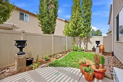 1056 W Stonehaven Dr, North Salt Lake, UT 84054 - Photo 11