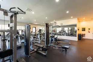 1056 W Stonehaven Dr, North Salt Lake, UT 84054 - Photo 41